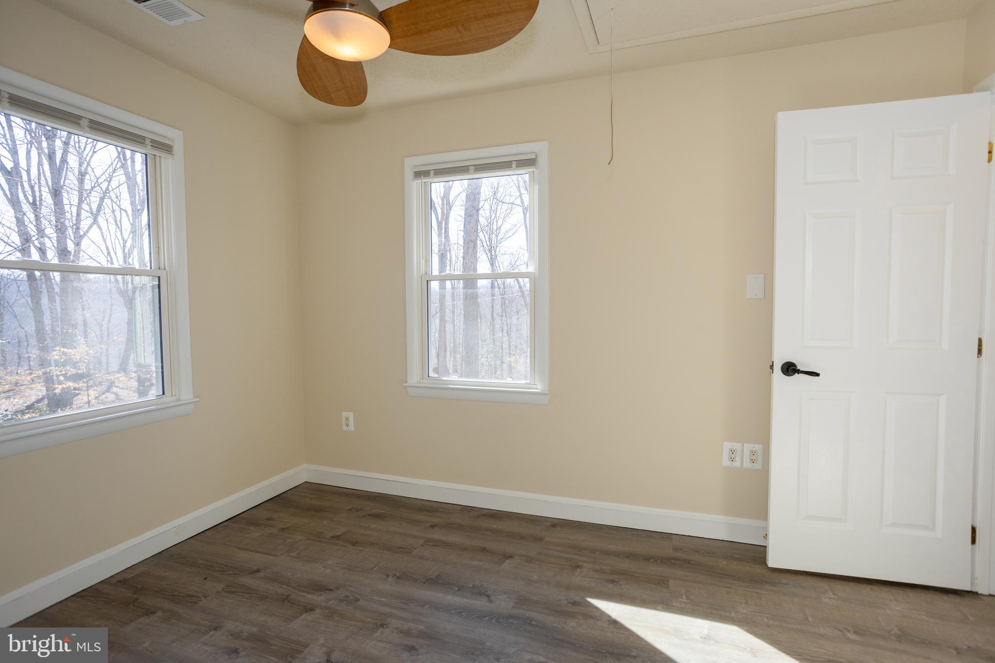 11961 Mente Road Manassas, VA 20112 - Photo 18 of 40 Primary Bedroom