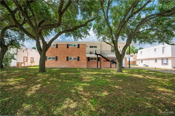 $900 | 1107 Shasta Avenue, Unit 2, McAllen, TX 78504