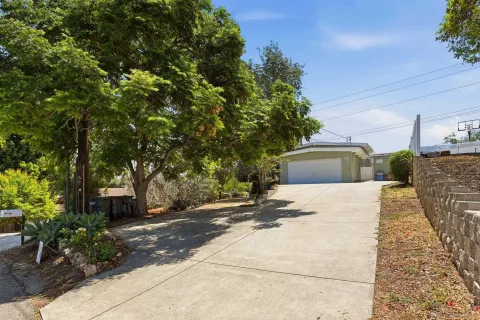$759,900 | 395 San Roque Drive, Escondido, CA 92025