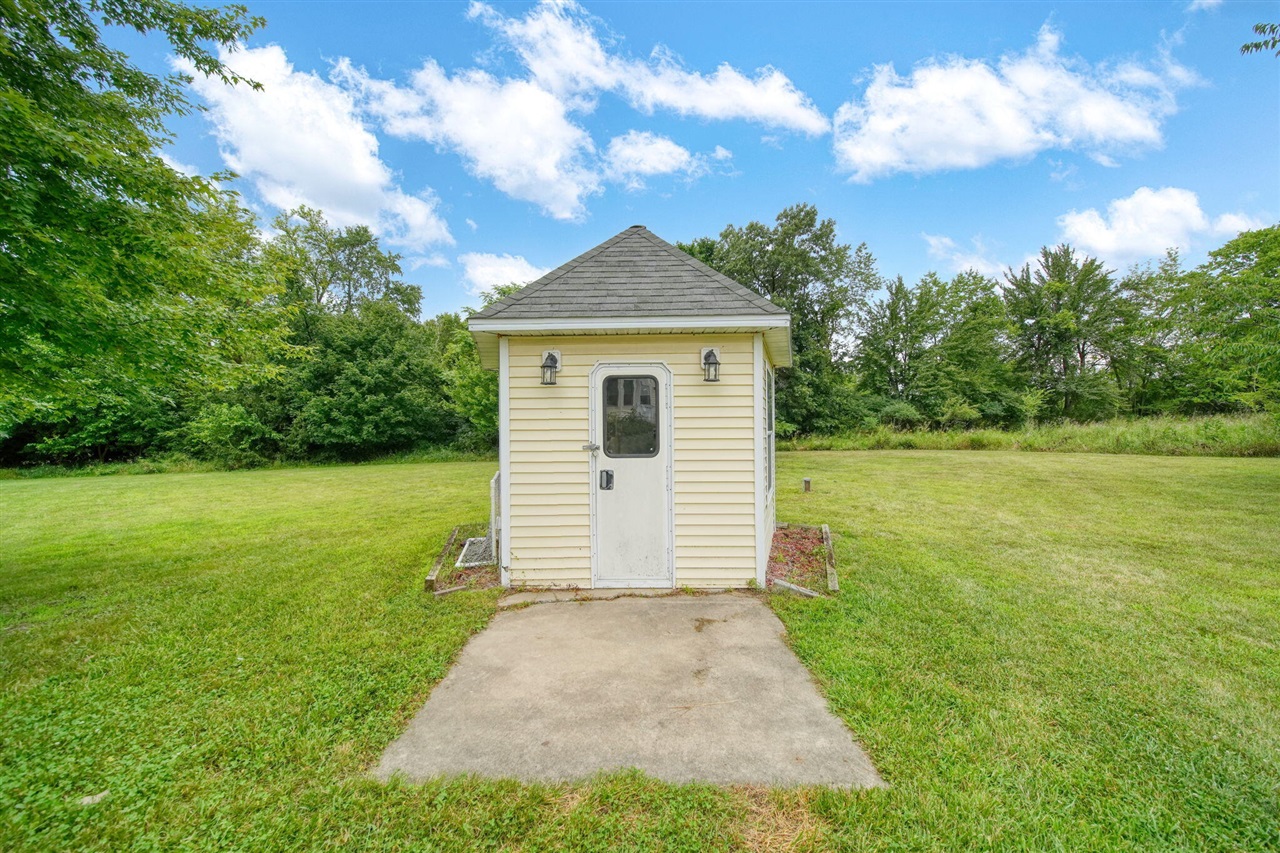 1298 East Carleton Road Adrian, MI 49221 - Photo 41 of 56