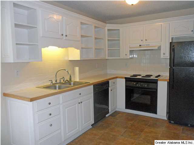 155 Tavel Road Warrior, AL 35180 - Photo 14 of 24