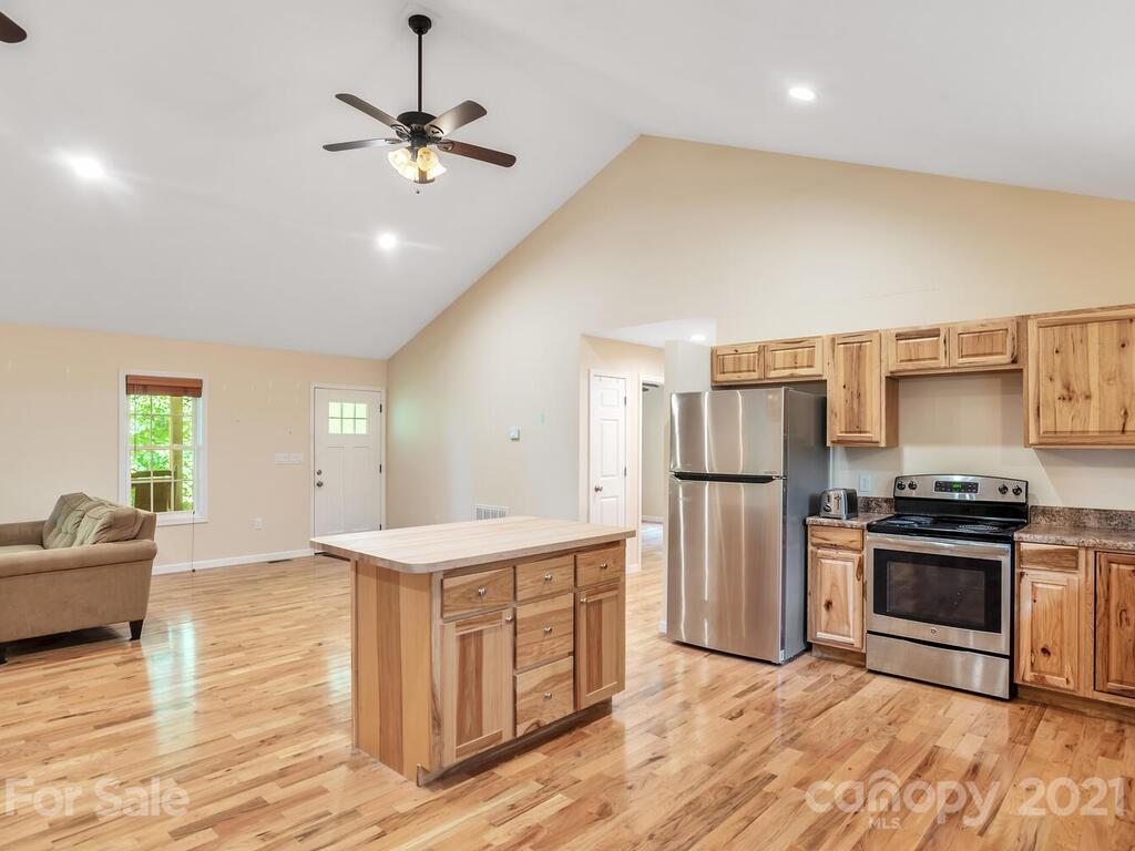 44 Echo Ridge Road Whittier, NC 28789 - Photo 15 of 42 Gallery Image 15