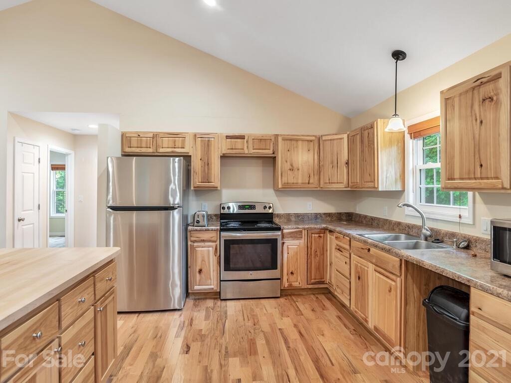 44 Echo Ridge Road Whittier, NC 28789 - Photo 19 of 42 Gallery Image 19