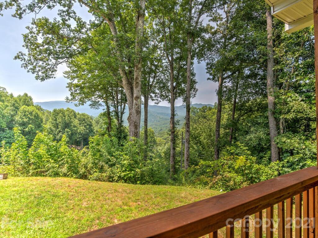 44 Echo Ridge Road Whittier, NC 28789 - Photo 9 of 42 Gallery Image 9