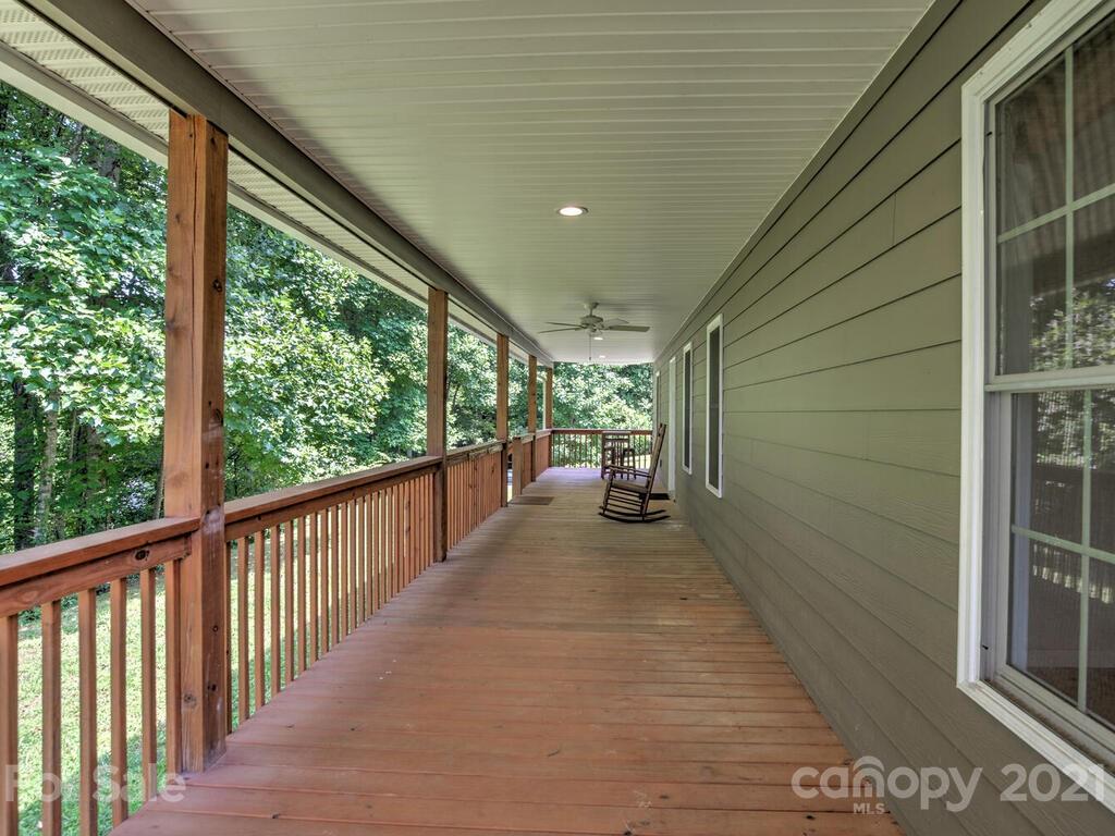 44 Echo Ridge Road Whittier, NC 28789 - Photo 10 of 42 Gallery Image 10