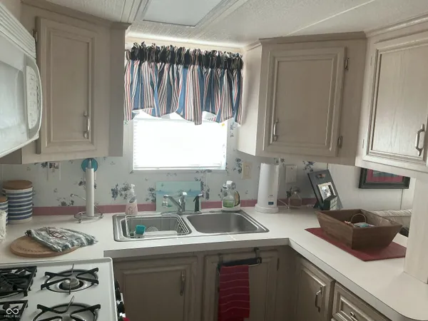 $93,500 | 2288 State Road, Liberty, IN 47353