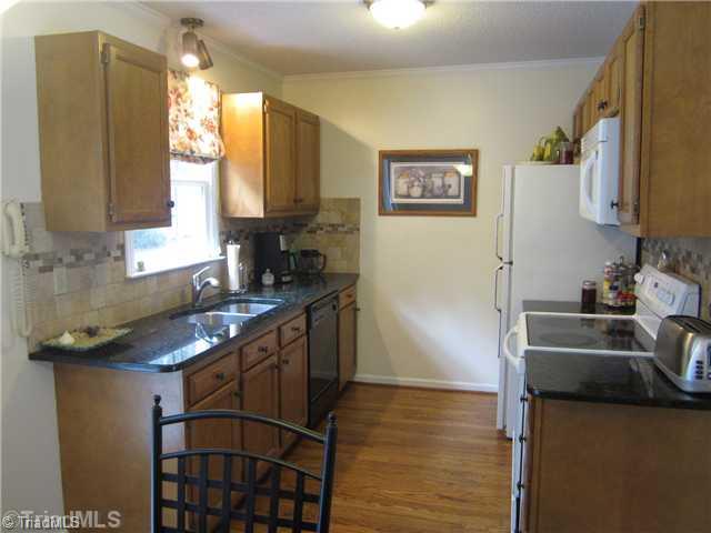 784 Crooked Run Road Rural Hall, NC 27045 - Photo 4 of 16 Kitchen.
