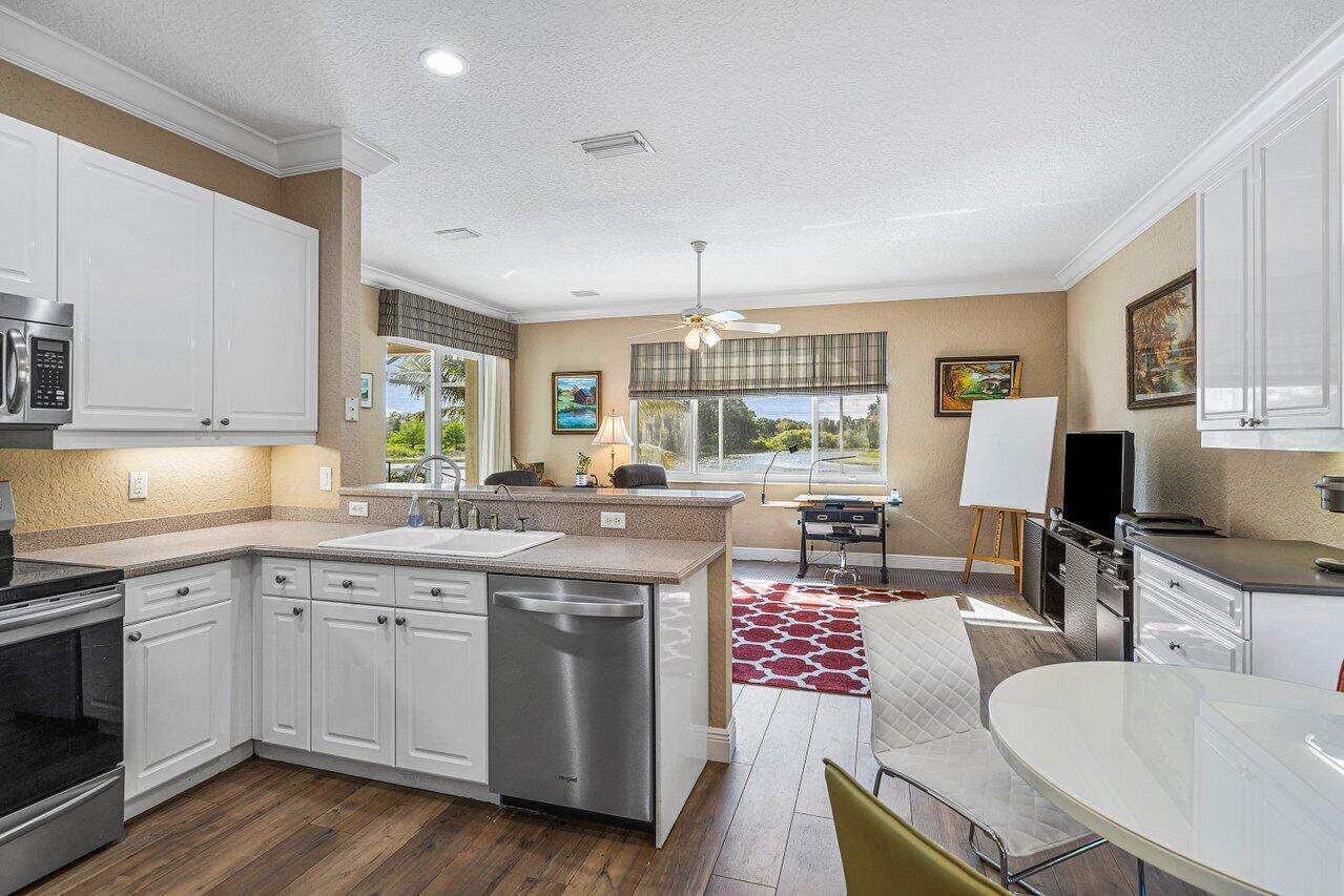 18736 Sea Turtle Lane Boca Raton, FL 33498 - Photo 16 of 58 016-18736SeaTurtleLane-BocaRaton-FL-3349