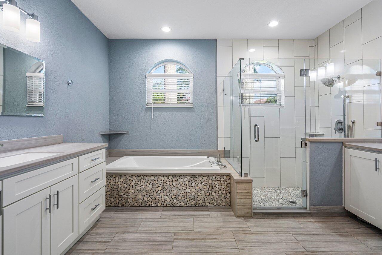 18736 Sea Turtle Lane Boca Raton, FL 33498 - Photo 27 of 58 027-18736SeaTurtleLane-BocaRaton-FL-3349