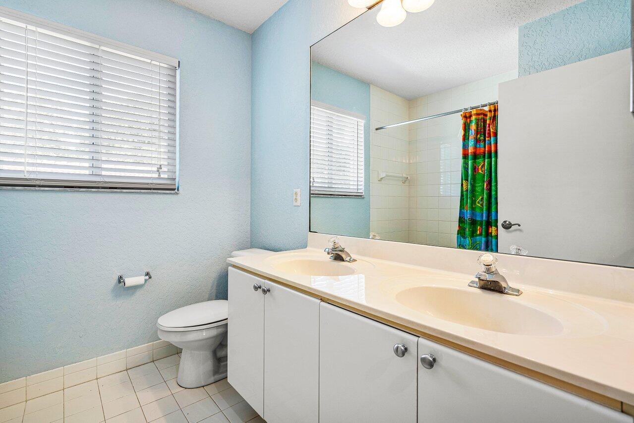 18736 Sea Turtle Lane Boca Raton, FL 33498 - Photo 35 of 58 035-18736SeaTurtleLane-BocaRaton-FL-3349