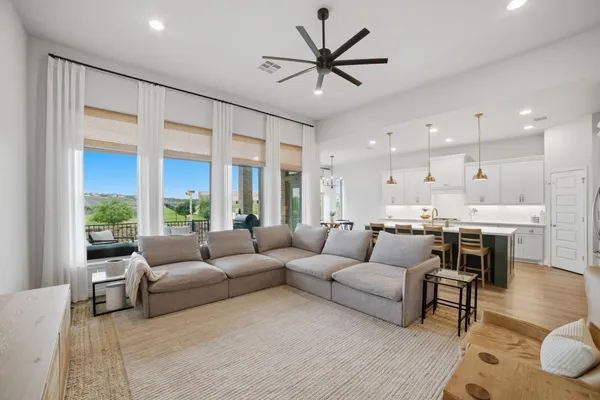 $639,000 | 924 Hornsby Hollow, Leander, TX 78641