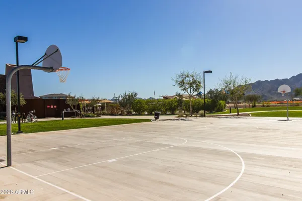 $750,000 | 2676 East La Costa Drive, Gilbert, AZ 85298