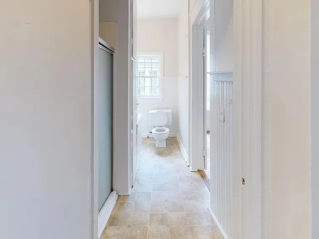 $1,050 | 710 1st Avenue, Unit B, Columbus, GA 31901