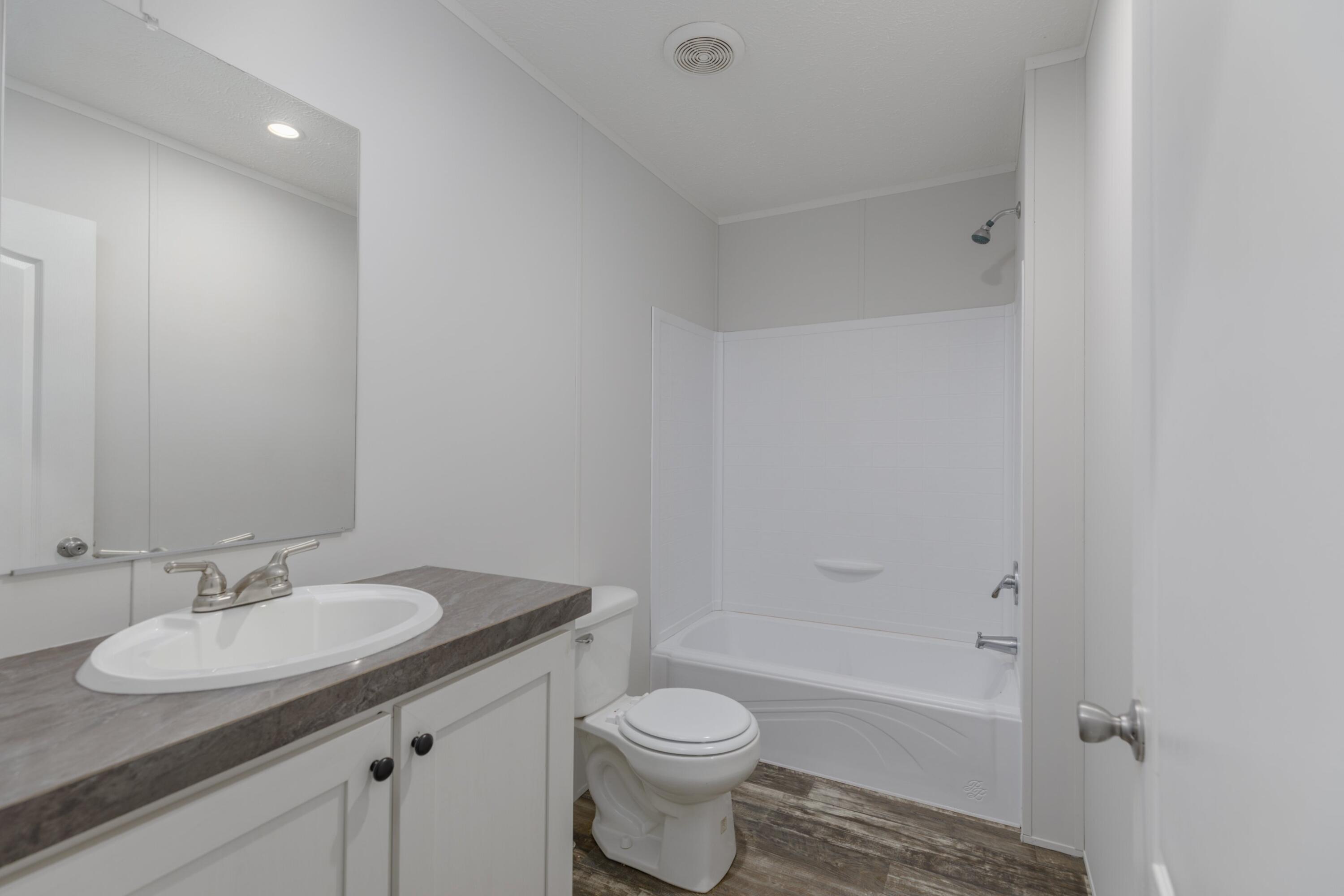 325 Elmer Hayes Road Mosheim, TN 37818 - Photo 11 of 20 Interior-10.jpg-SMALL