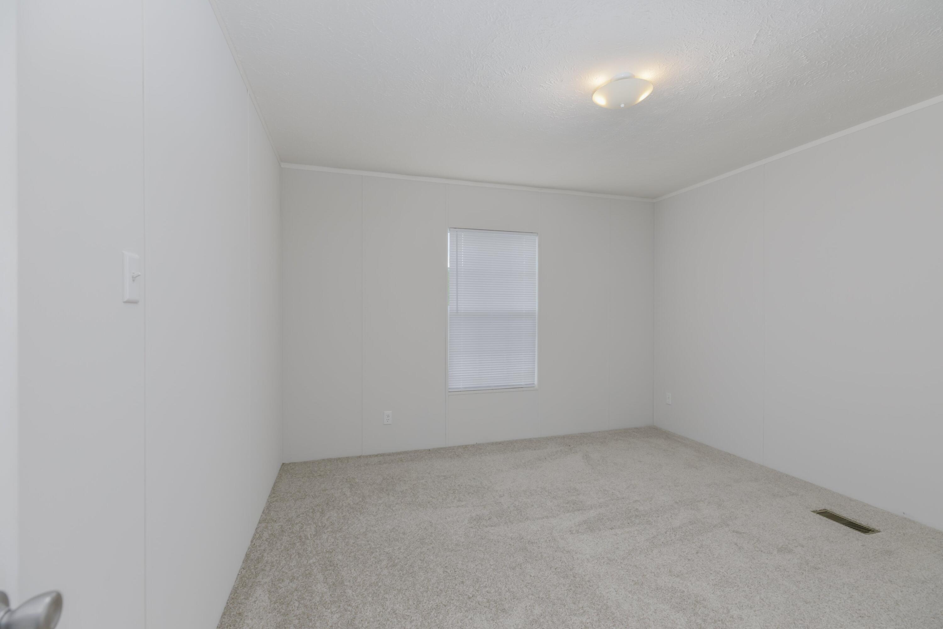 325 Elmer Hayes Road Mosheim, TN 37818 - Photo 10 of 20 Interior-9.jpg-SMALL