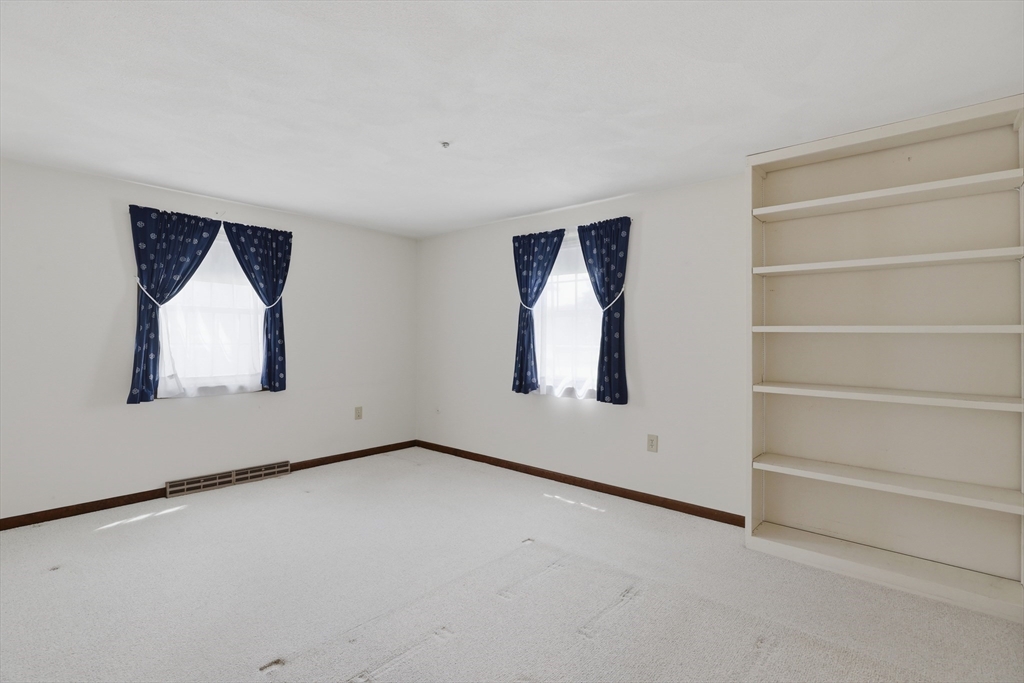 15 Meetinghouse Road, Unit 15 Acton, MA 01720 - Photo 14 of 35