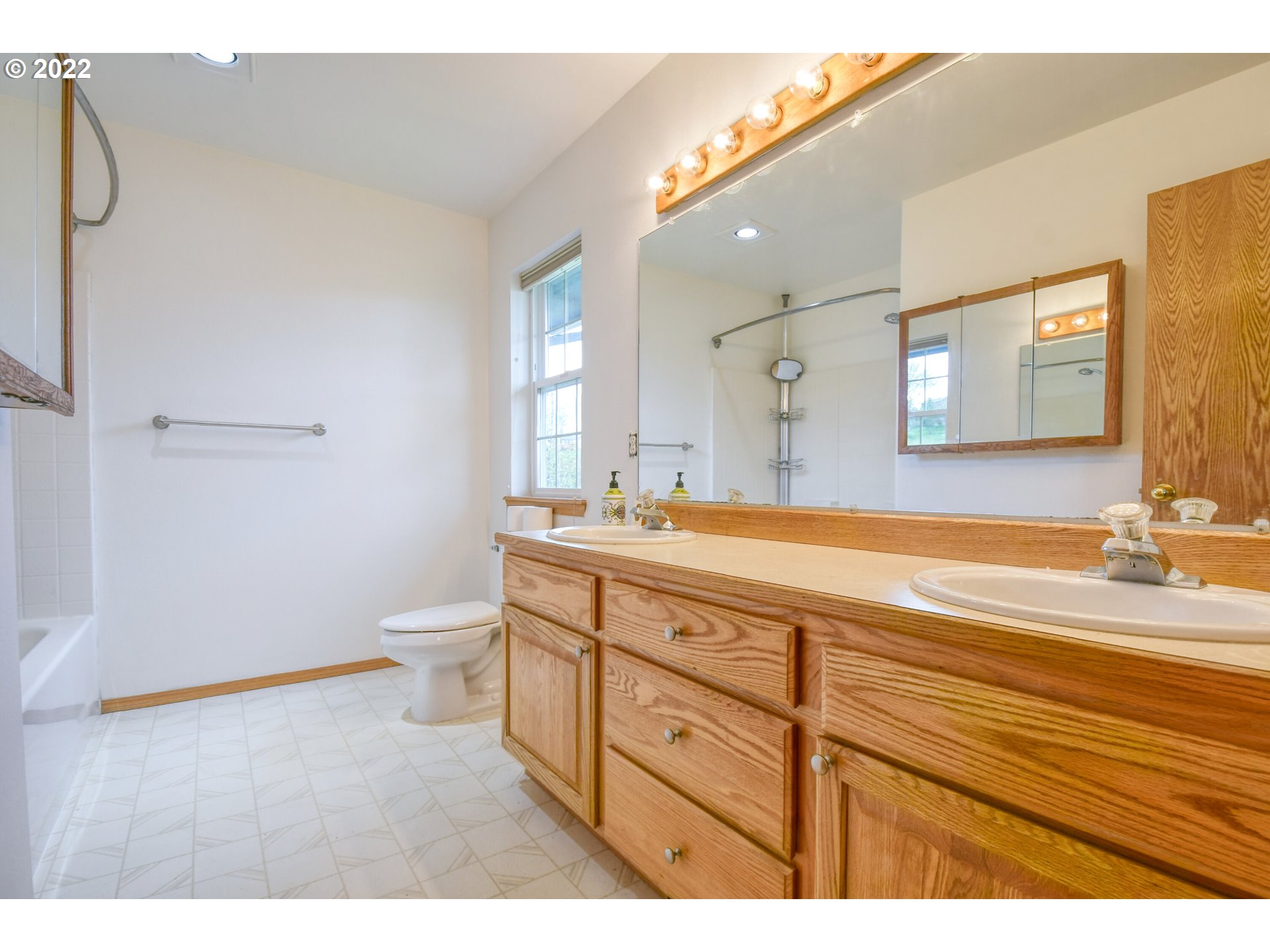 1193 Southwest Theta Court Pendleton, OR 97801 - Photo 16 of 32 Gallery Image 16