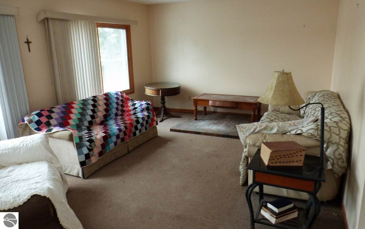 5369 Sylvan Point Road Honor, MI 49640 - Photo 5 of 28 1778348-4.JPG