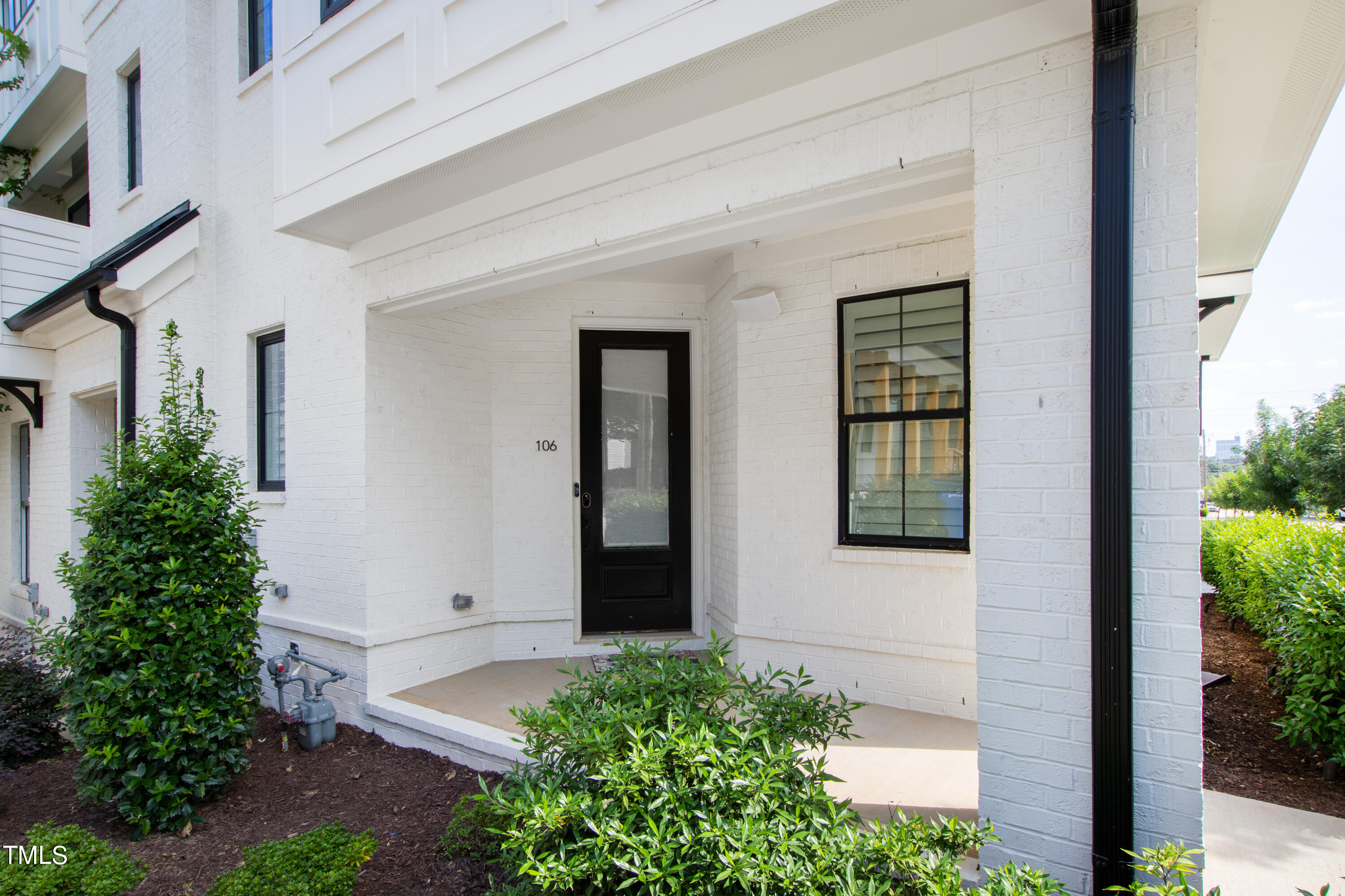 1610 Draper View Loop, Unit 106 Raleigh, NC 27608 - Photo 36 of 36 Front 6