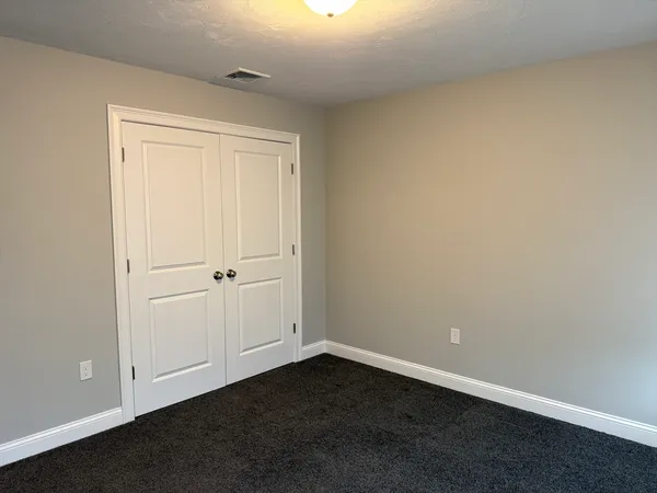$4,200 | 5 Pauline Way, Rochester, MA 02770
