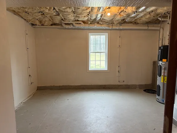 $4,200 | 5 Pauline Way, Rochester, MA 02770
