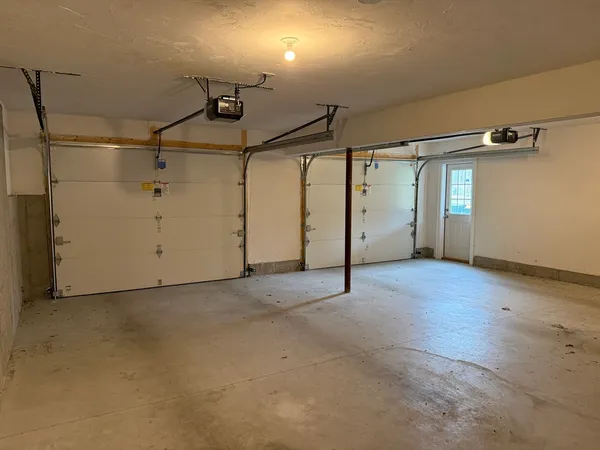 $4,200 | 5 Pauline Way, Rochester, MA 02770