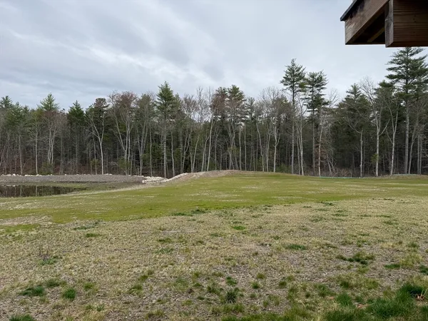 $4,200 | 5 Pauline Way, Rochester, MA 02770