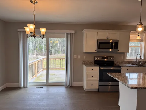 $4,200 | 5 Pauline Way, Rochester, MA 02770