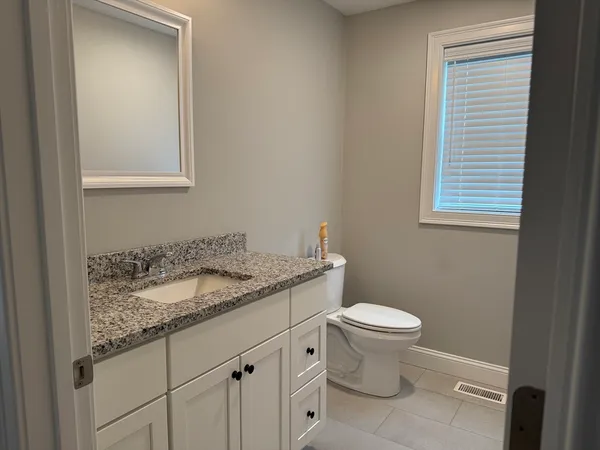 $4,200 | 5 Pauline Way, Rochester, MA 02770