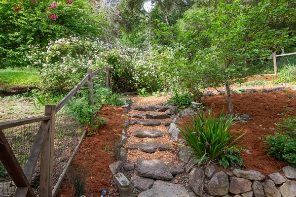 $2,835,000 | 377 Wayside Road, Portola Valley, CA 94028