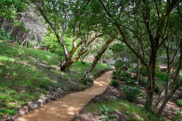 $2,835,000 | 377 Wayside Road, Portola Valley, CA 94028