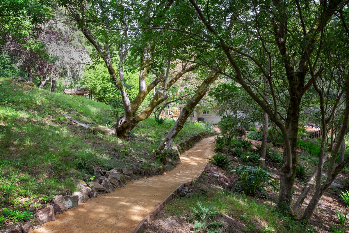 377 Wayside Road Portola Valley, CA 94028 - Photo 29 of 43