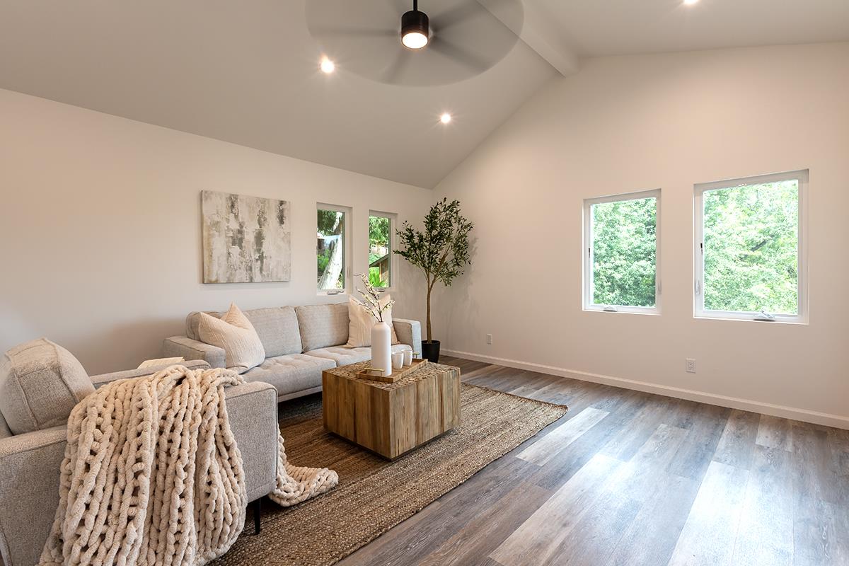 377 Wayside Road Portola Valley, CA 94028 - Photo 39 of 43