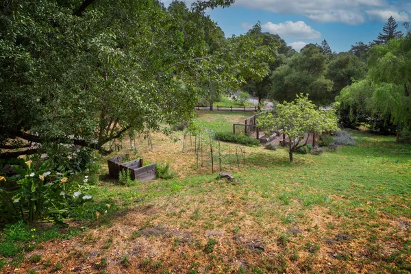 $2,835,000 | 377 Wayside Road, Portola Valley, CA 94028
