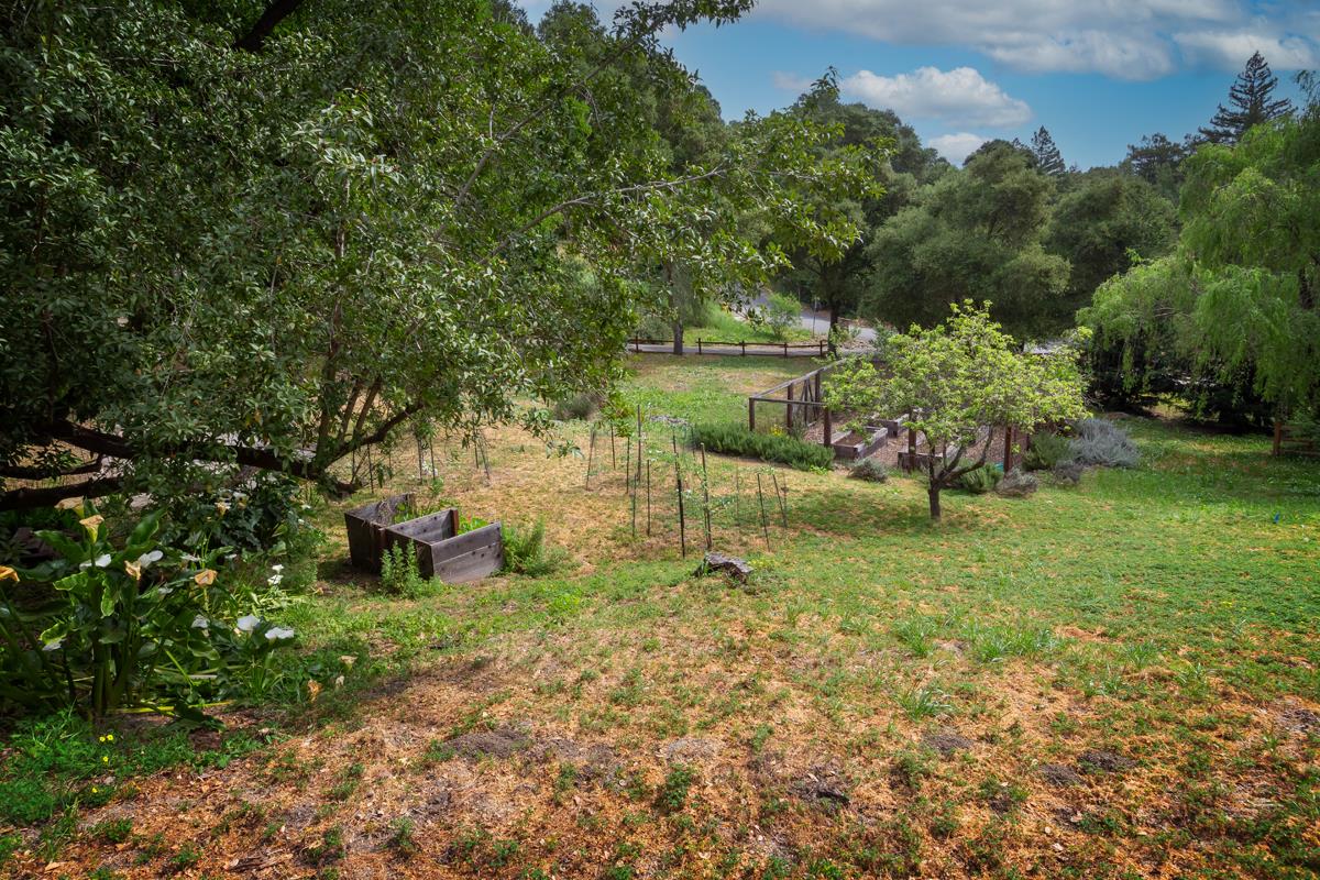 377 Wayside Road Portola Valley, CA 94028 - Photo 40 of 43