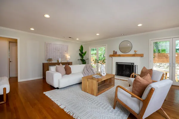 $2,835,000 | 377 Wayside Road, Portola Valley, CA 94028