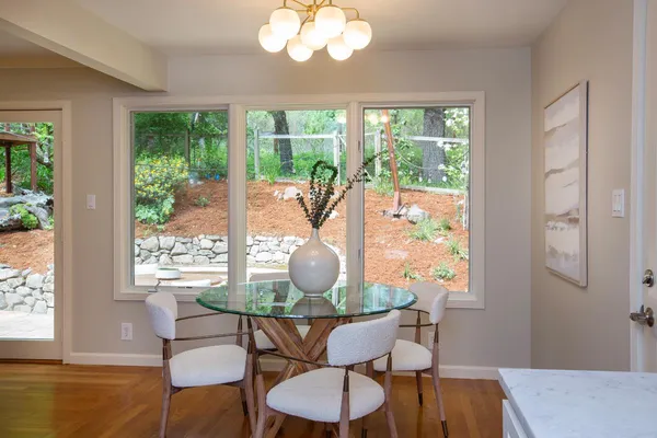 $2,835,000 | 377 Wayside Road, Portola Valley, CA 94028
