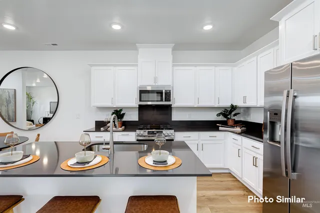 $414,900 | 4125 West Perspective Street, Eagle, ID 83616