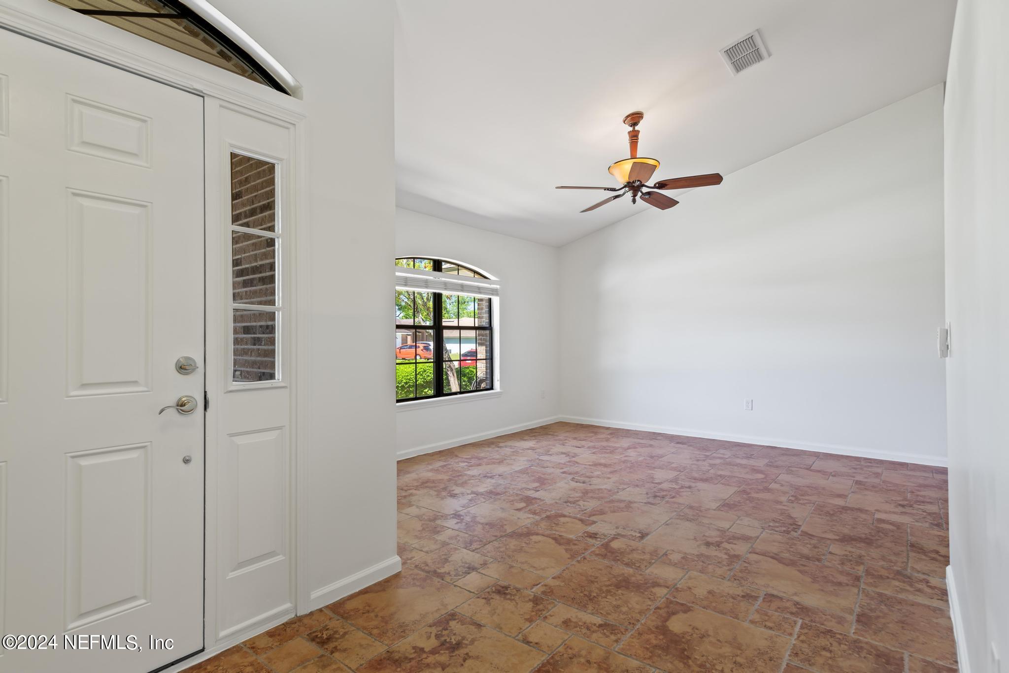 2949 Turning Leaf Lane Jacksonville, FL 32221 - Photo 23 of 116 a window in an empty room