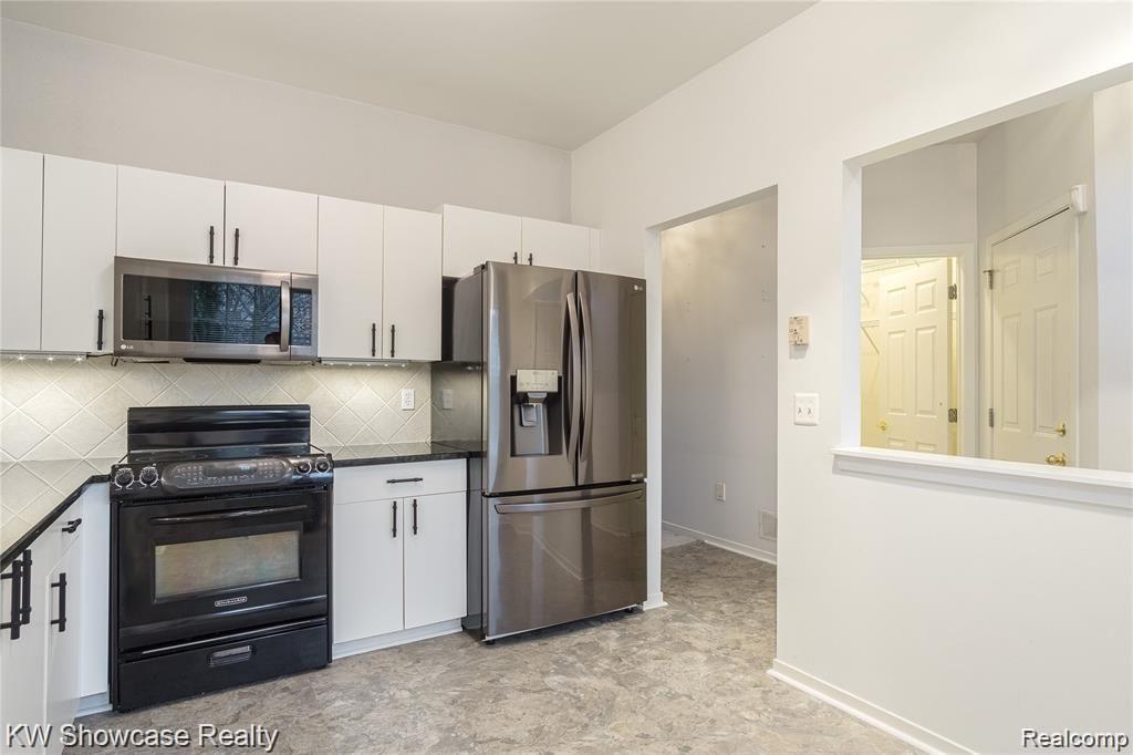 30910 Jasper Ridge Novi, MI 48377 - Photo 7 of 37