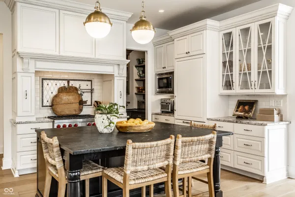 $2,799,900 | 4207 East Main Street, Carmel, IN 46033