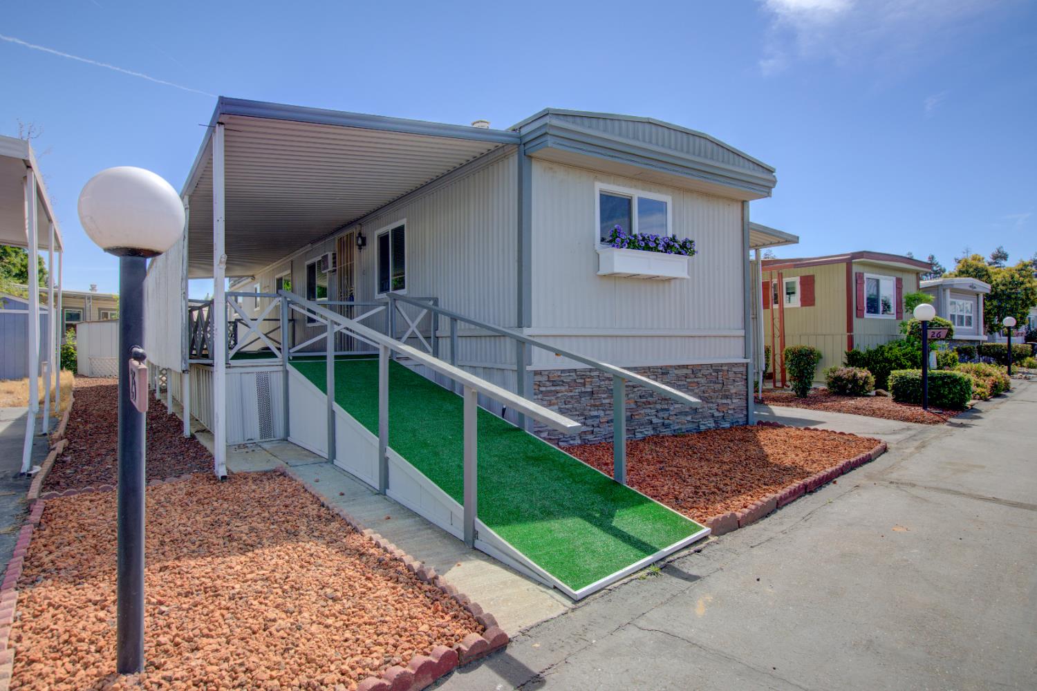2107 Patterson Road, Unit 25 Riverbank, CA 95367 - Photo 1 of 28