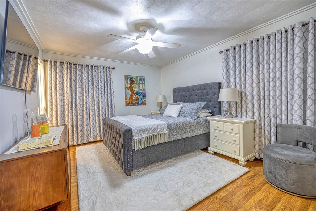434 Linden Street, Unit 2 Fall River, MA 02720 - Photo 13 of 27