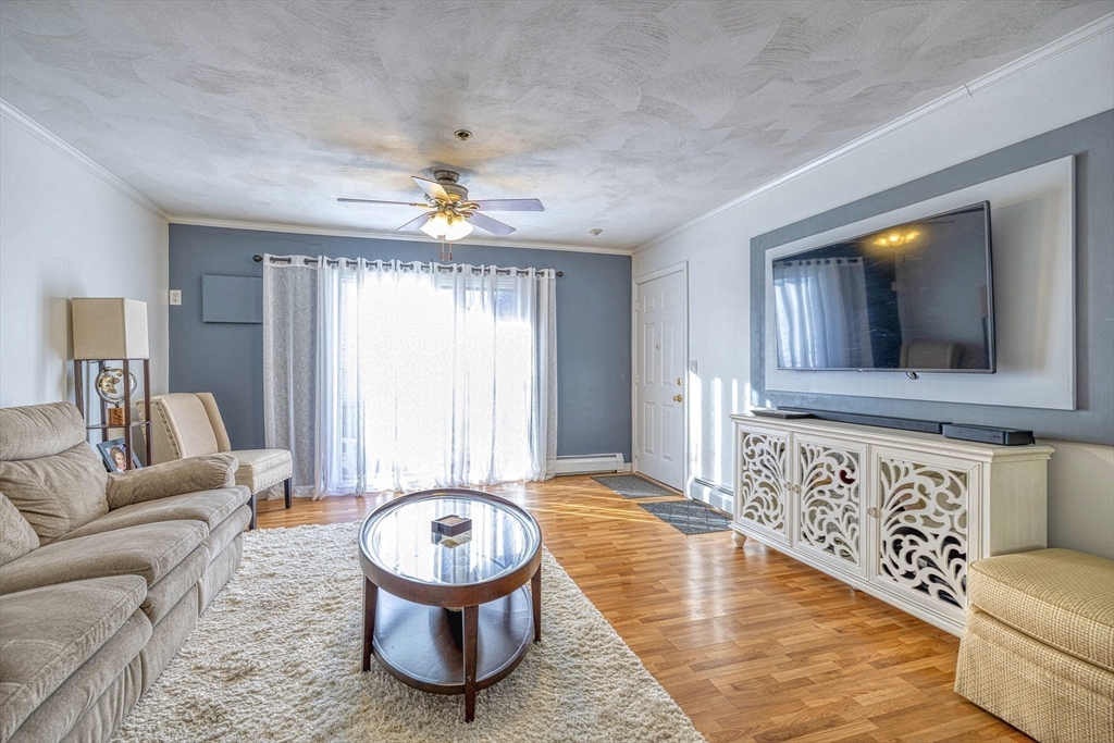 434 Linden Street, Unit 2 Fall River, MA 02720 - Photo 4 of 27