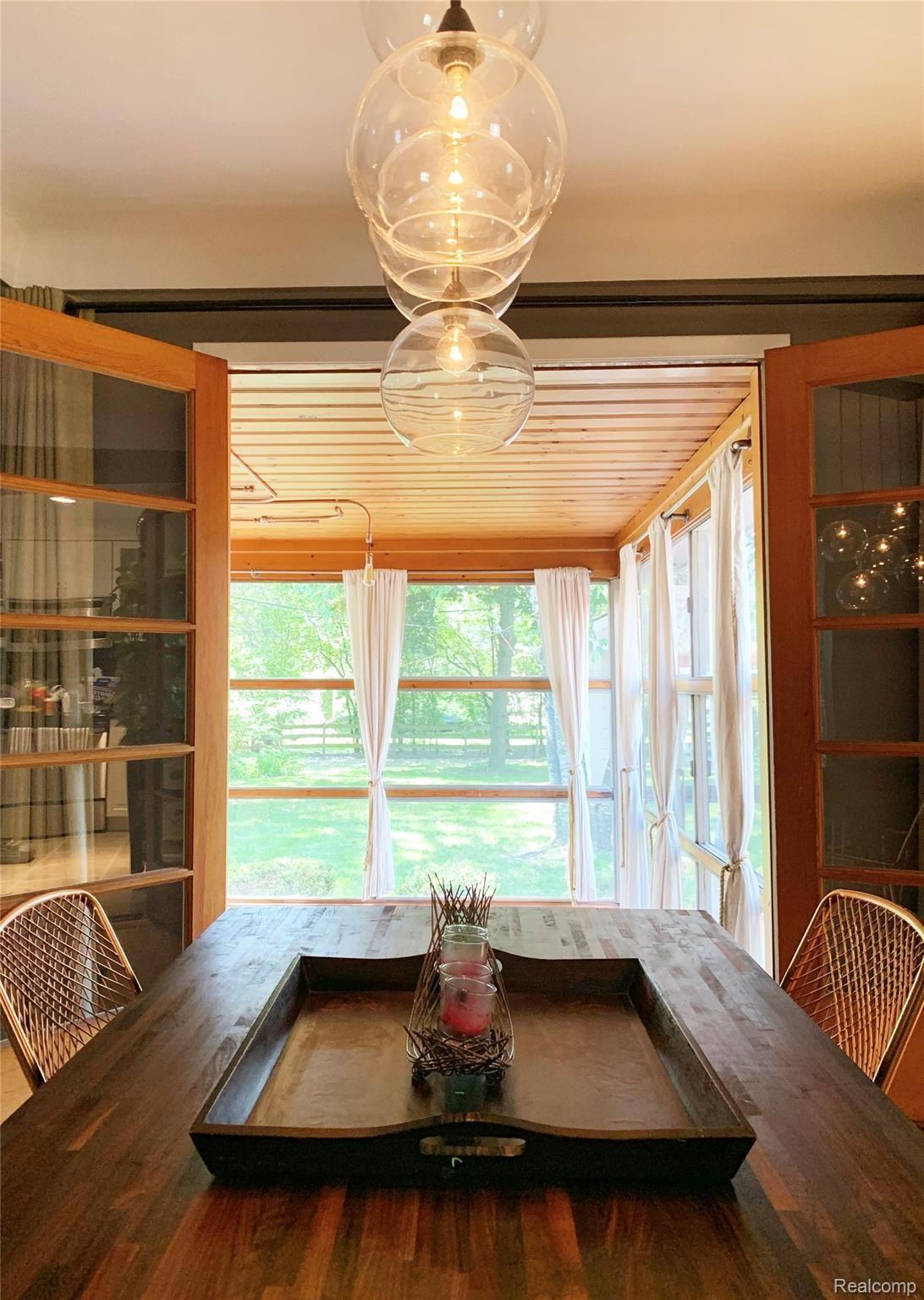 2396 Pembroke Road Birmingham, MI 48009 - Photo 21 of 54 DINING ROOM-5.jpg