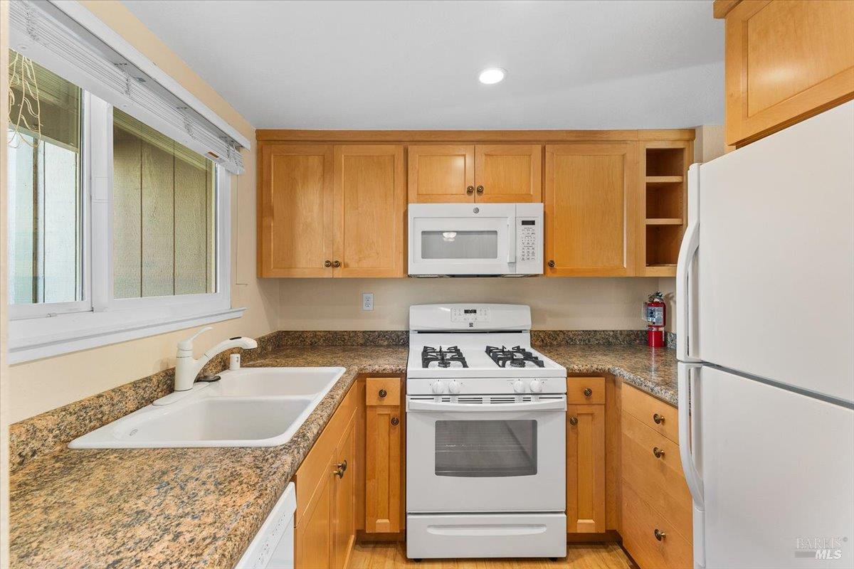 359 Occidental Circle Santa Rosa, CA 95401 - Photo 3 of 22