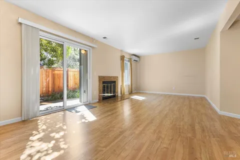 $429,000 | 359 Occidental Circle, Santa Rosa, CA 95401