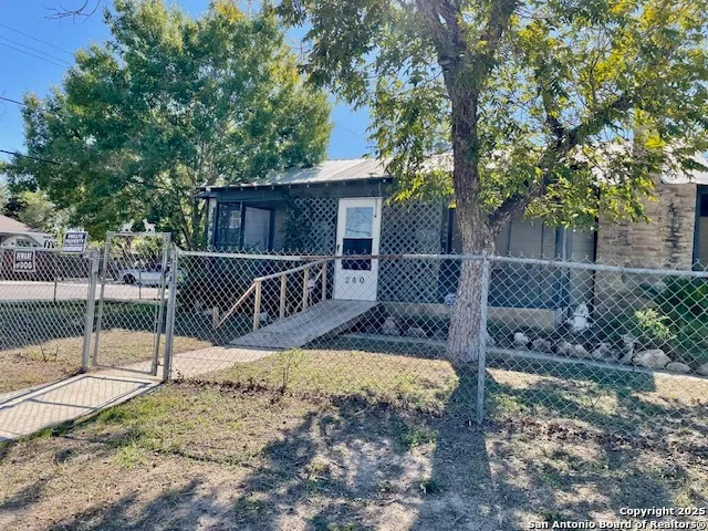 $139,500 | 240 Sligo Street, San Antonio, TX 78223