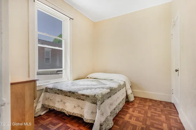 $1,525 | 2209 15th Street, Unit 4, Troy, NY 12180