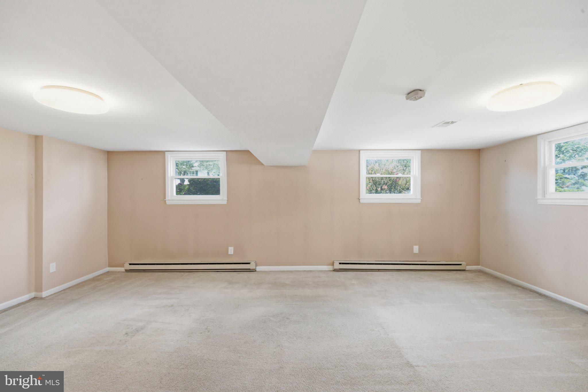 1206 East Iberia Road Sterling, VA 20164 - Photo 34 of 48 Family Room